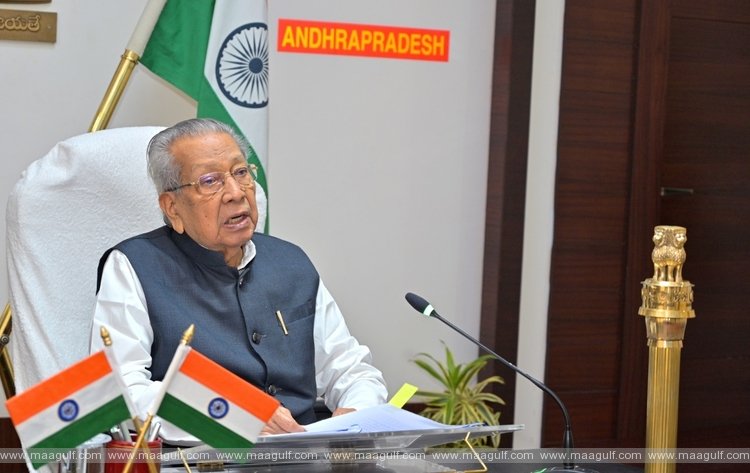 కోవిడ్ మహమ్మారిని అరికట్టడానికి ప్రజలలో అవగాహన కల్పించడానికి సహకరించండి: ఏపీ గవర్నర్